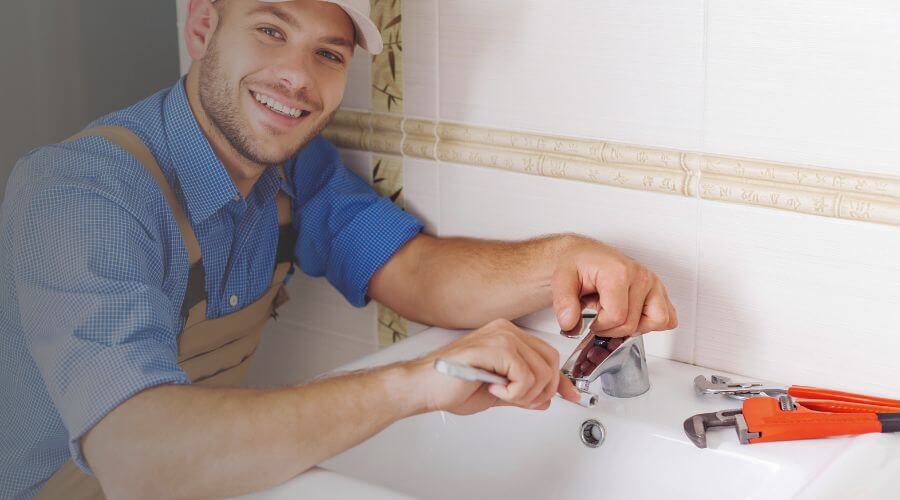 Handle or spout repair in Richville, NY